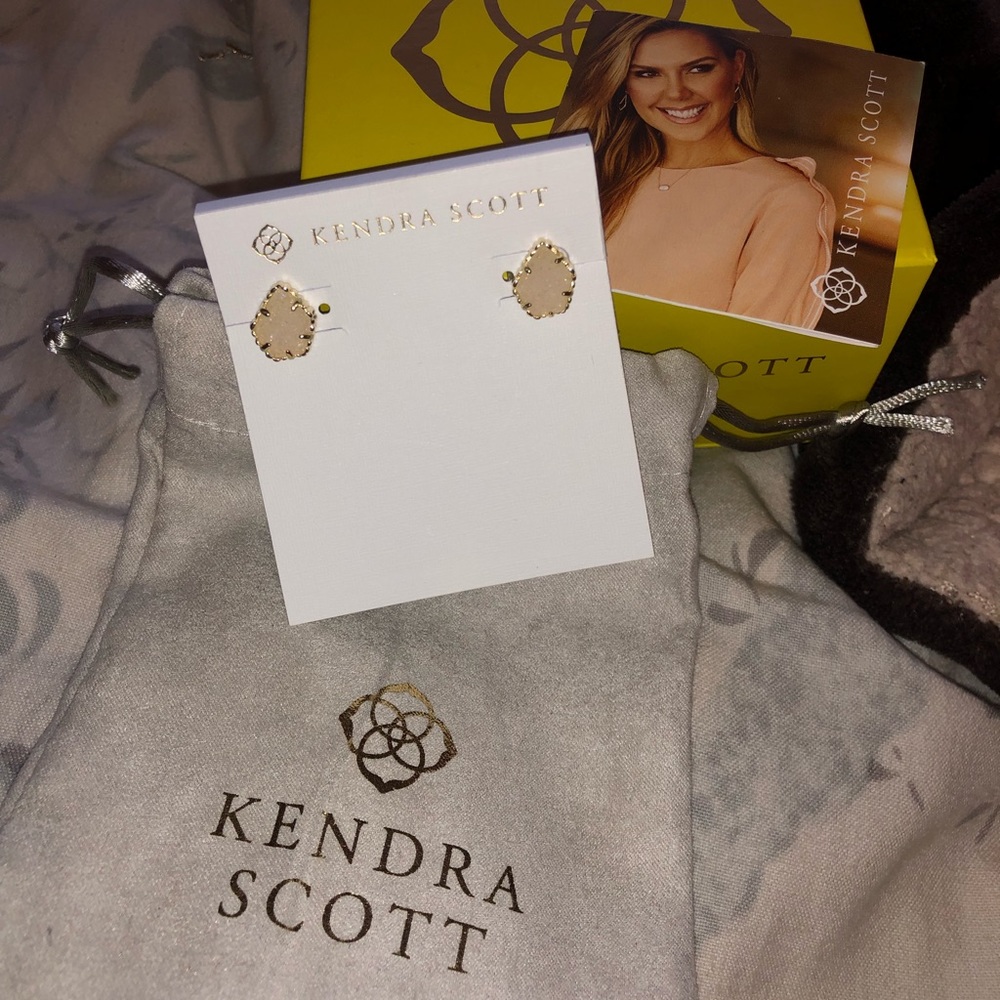Kendra Scott Tessa iridescent Drusy in gold: new